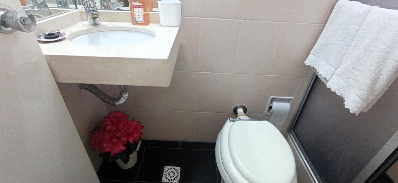 Apartamento Bien En El Centro De Punta Del A Cuadra De La Playa 406 *